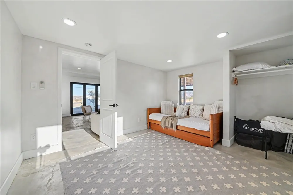 4610 Sunkist Joshua Tree, CA 92252