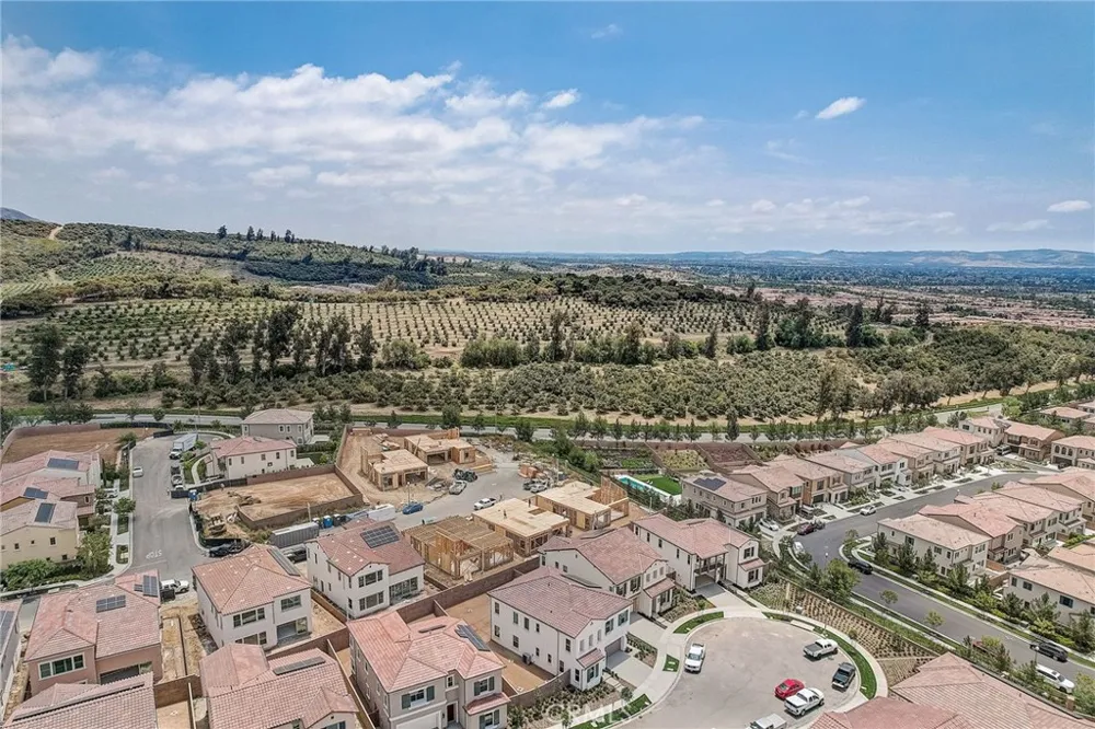54 Cardamine Irvine, CA 92602