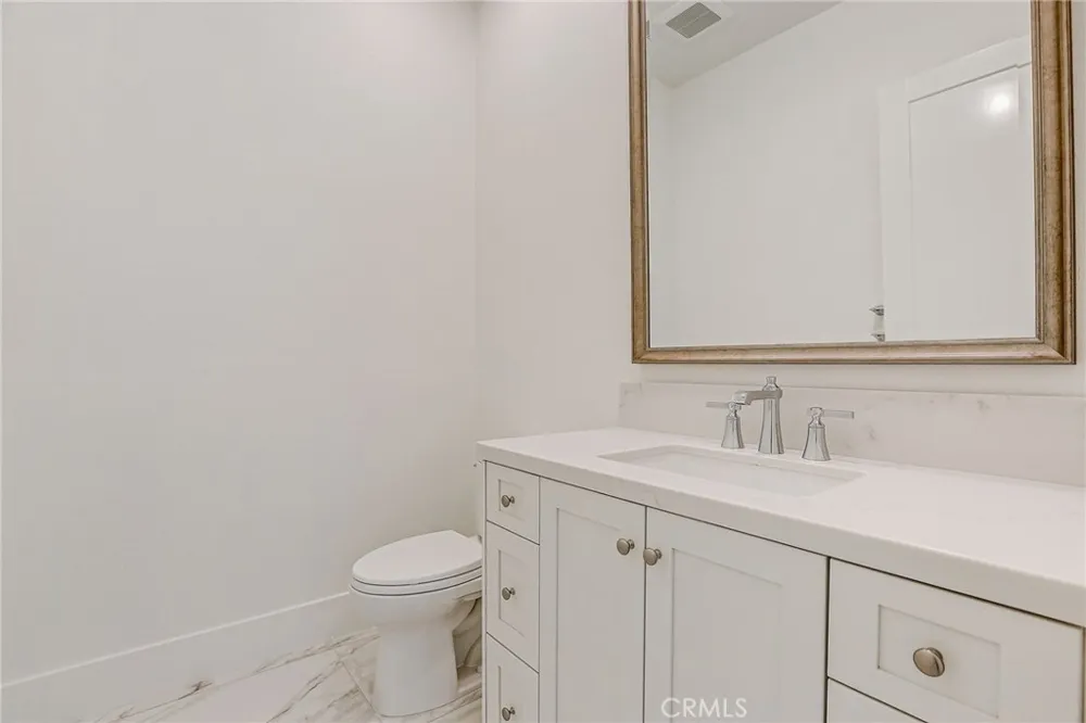 54 Cardamine Irvine, CA 92602