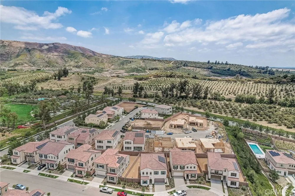 54 Cardamine Irvine, CA 92602