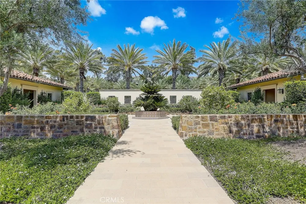 54 Cardamine Irvine, CA 92602