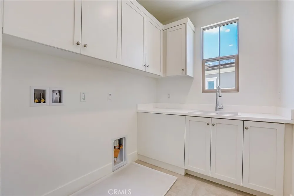 54 Cardamine Irvine, CA 92602