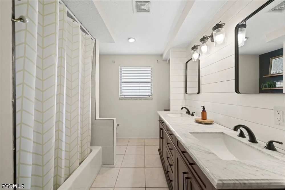 Bronxville Avenue Port Charlotte, FL 33952