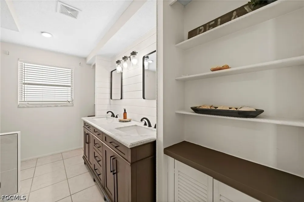 Bronxville Avenue Port Charlotte, FL 33952