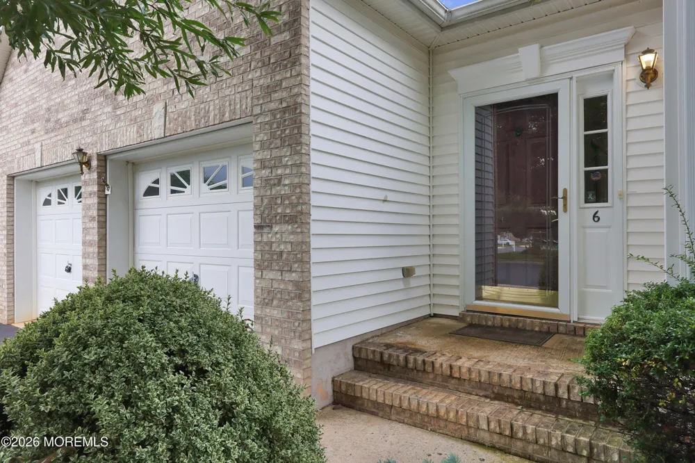 6 Silver Maple Lane Howell, NJ 07731