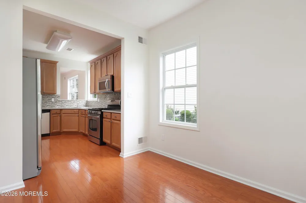 6 Silver Maple Lane Howell, NJ 07731