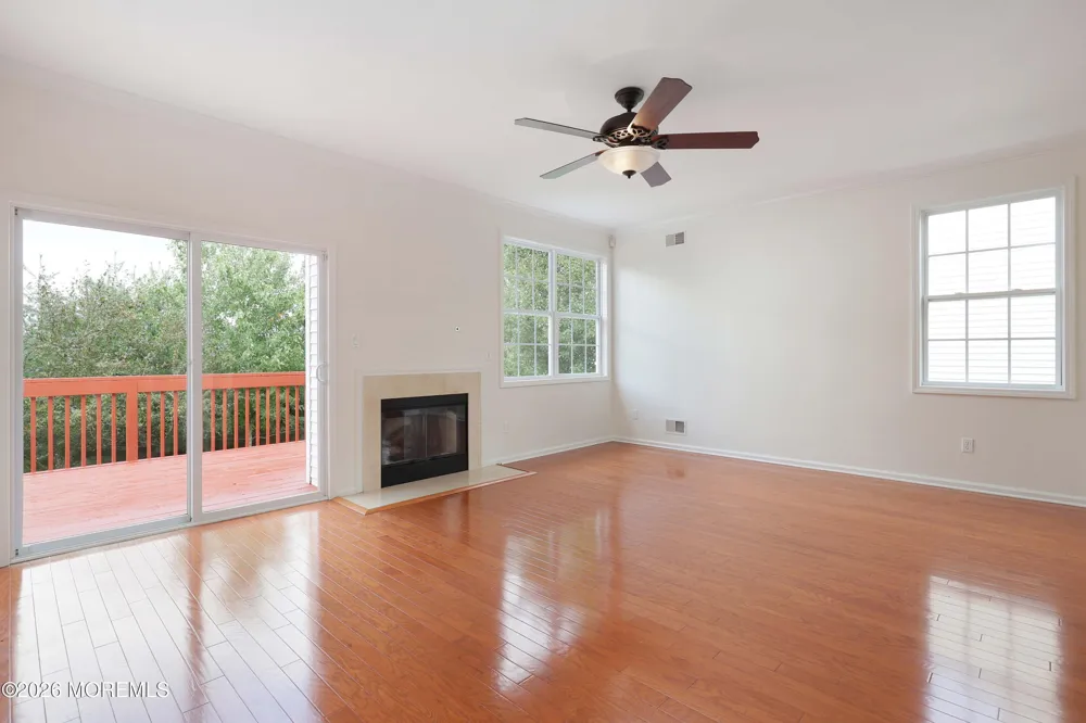 6 Silver Maple Lane Howell, NJ 07731