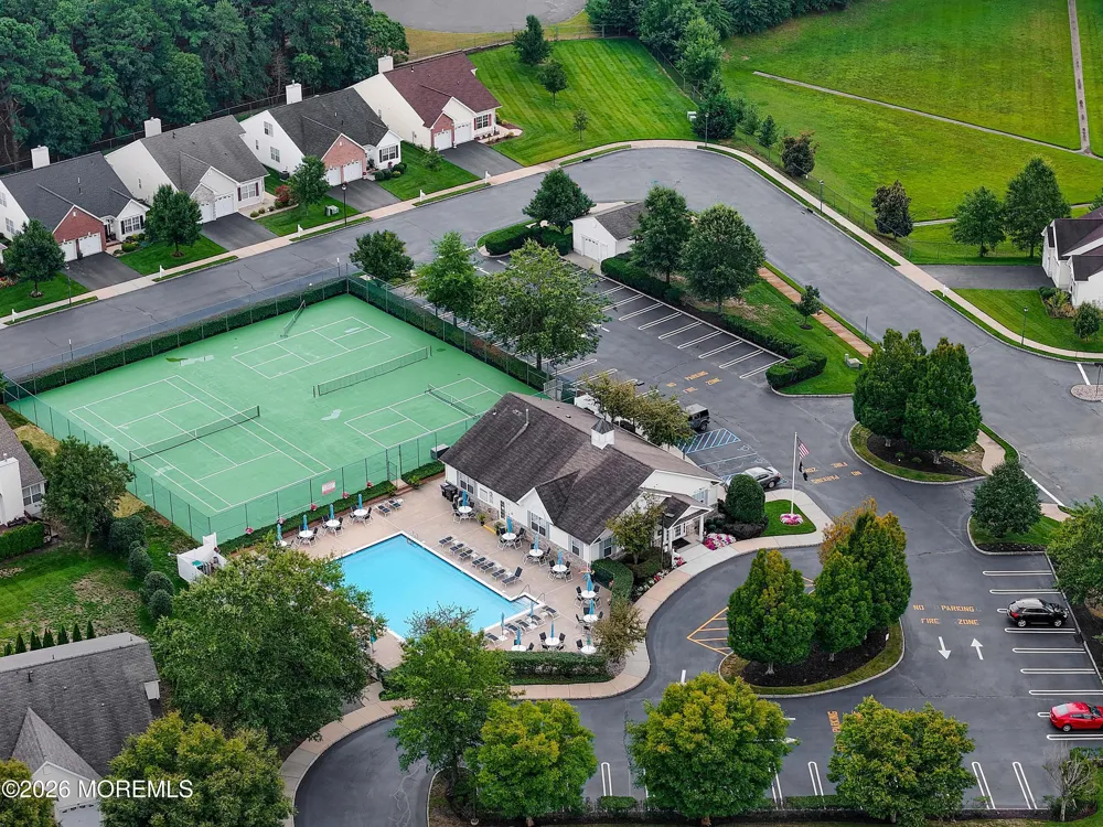 6 Silver Maple Lane Howell, NJ 07731