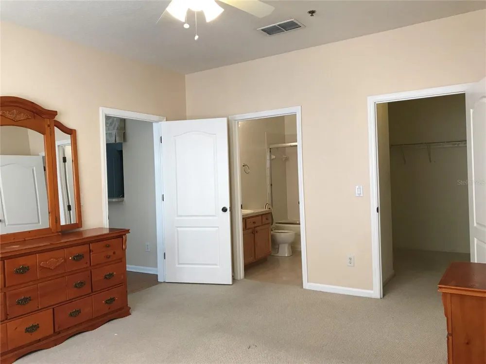 4897 CYPRESS WOODS DRIVE #6210 Orlando, FL 32811