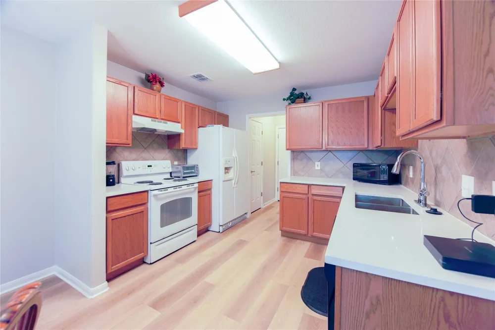 7011 Thannas Way Austin, TX 78744