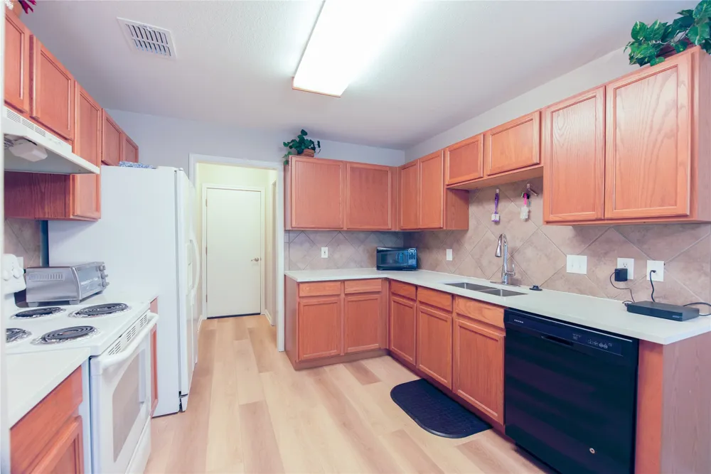 7011 Thannas Way Austin, TX 78744