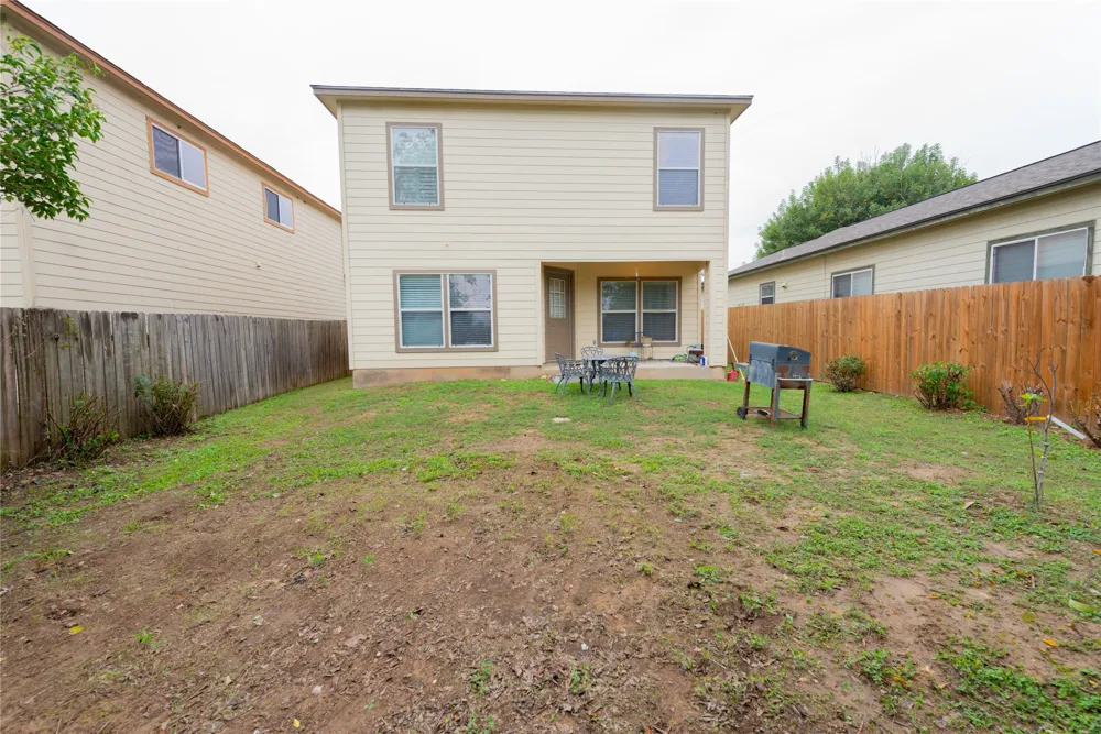 7011 Thannas Way Austin, TX 78744