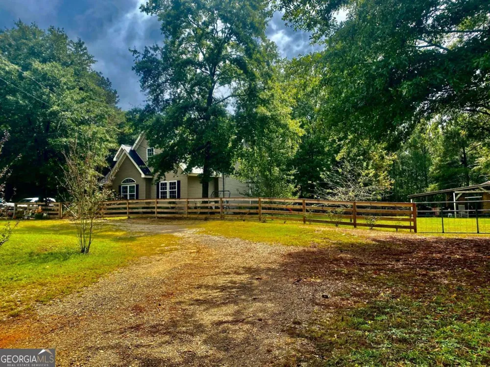 290 Poplar Creek RD Stephens, GA 30667