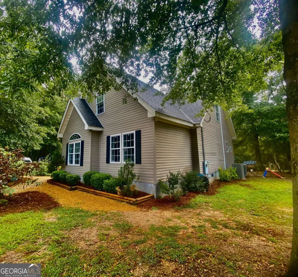 290 Poplar Creek RD Stephens, GA 30667