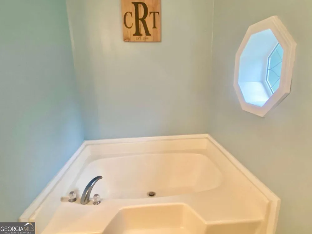 290 Poplar Creek RD Stephens, GA 30667