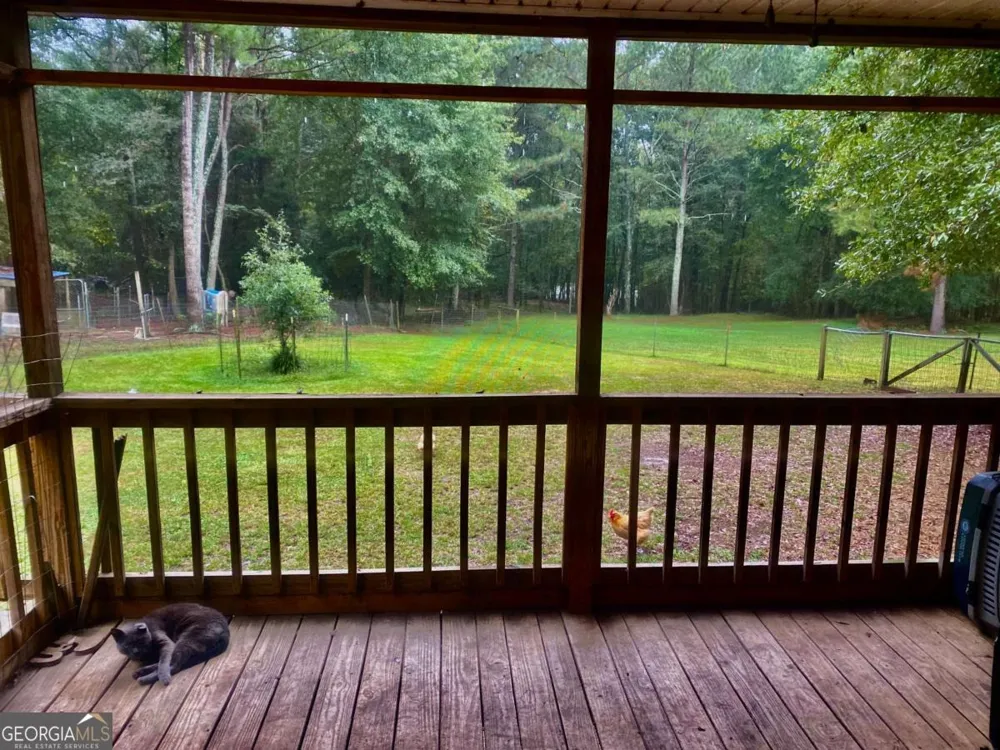 290 Poplar Creek RD Stephens, GA 30667