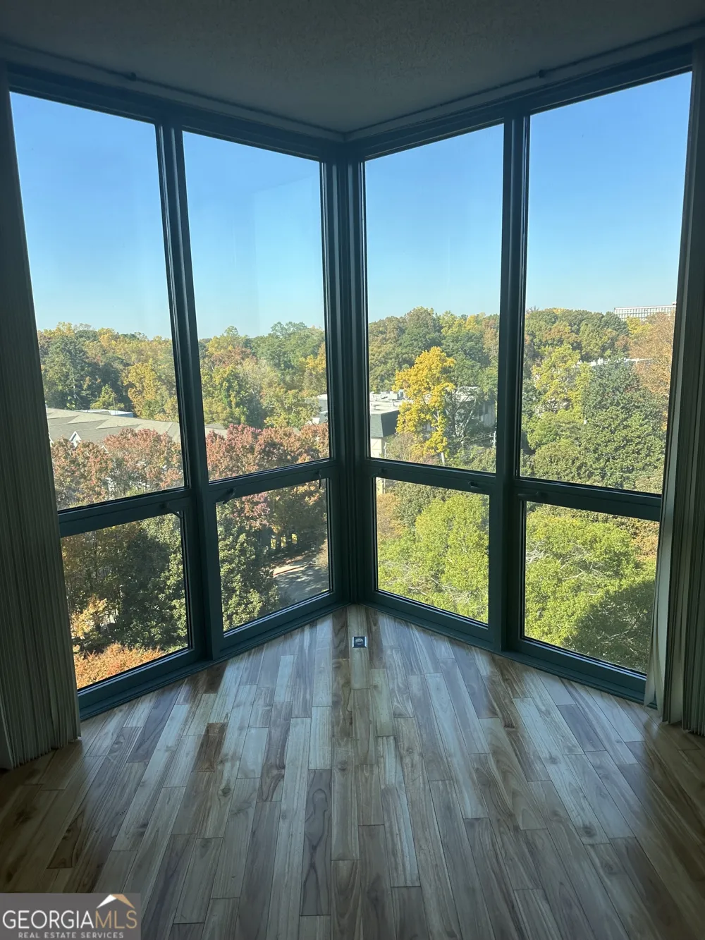 2870 Pharr Court South NW Atlanta, GA 30305