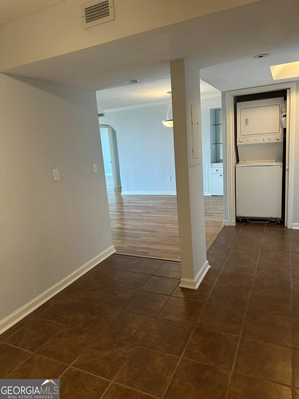 2870 Pharr Court South NW Atlanta, GA 30305