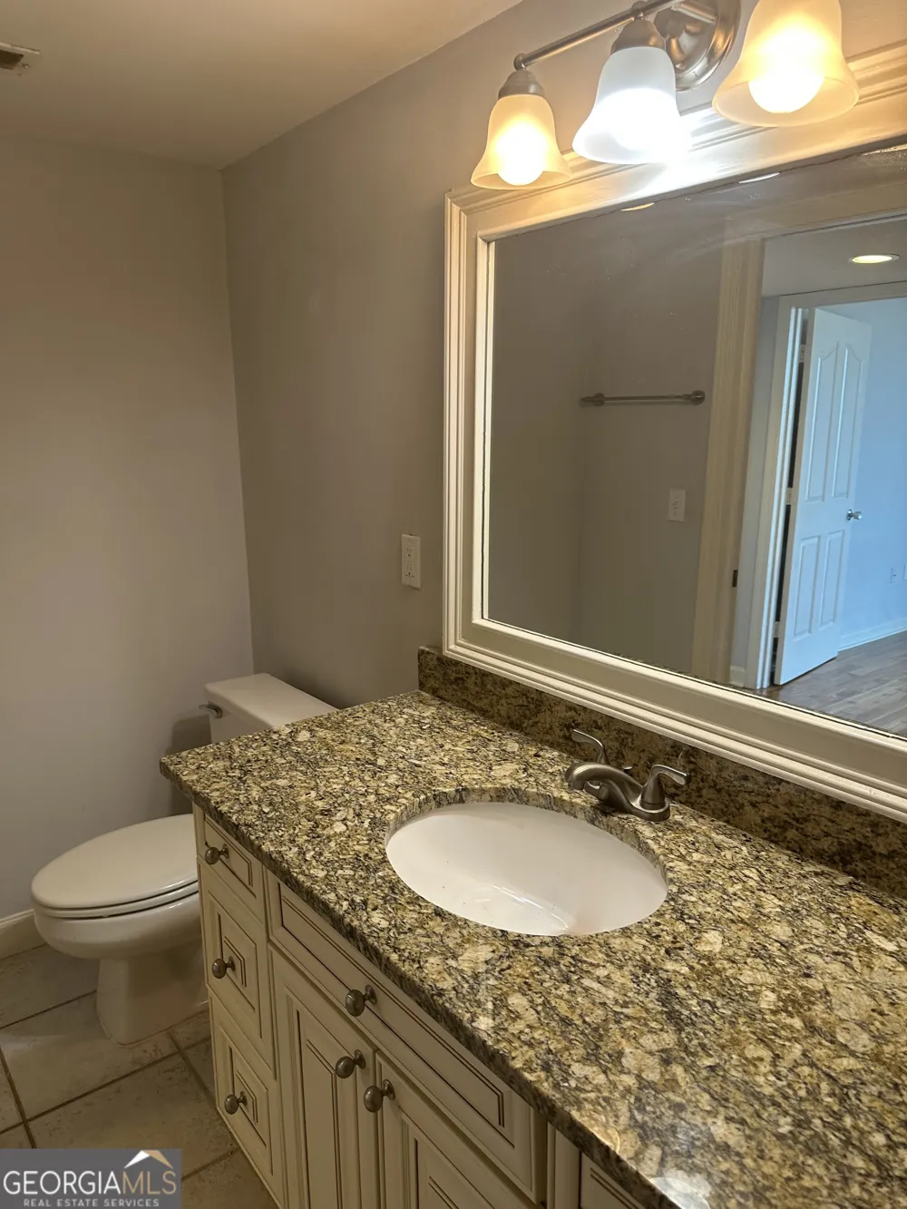 2870 Pharr Court South NW Atlanta, GA 30305