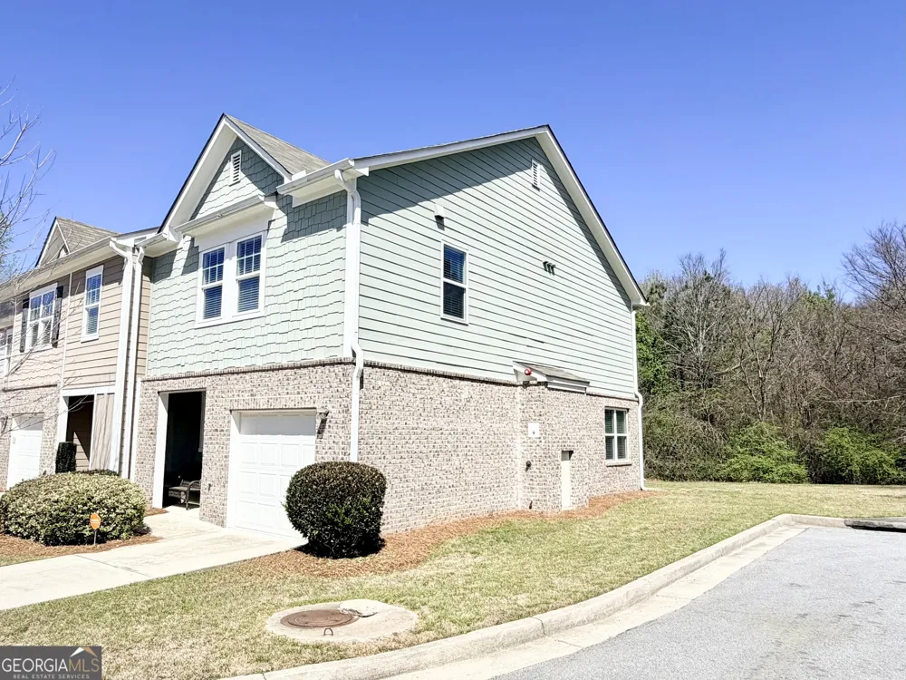1601 Honeysuckle PATH Conyers, GA 30012