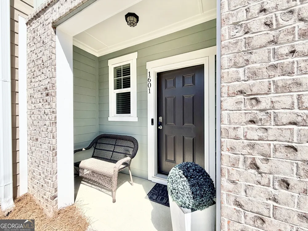 1601 Honeysuckle PATH Conyers, GA 30012
