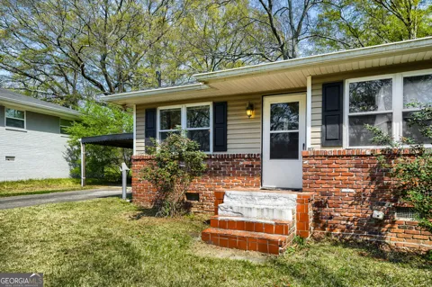 8504 Meadowbrook DR