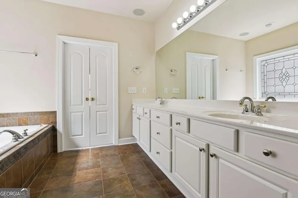 3180 The Commons DR Cumming, GA 30041