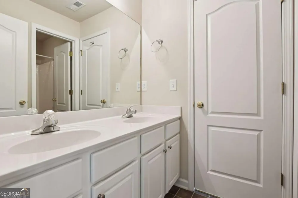 3180 The Commons DR Cumming, GA 30041