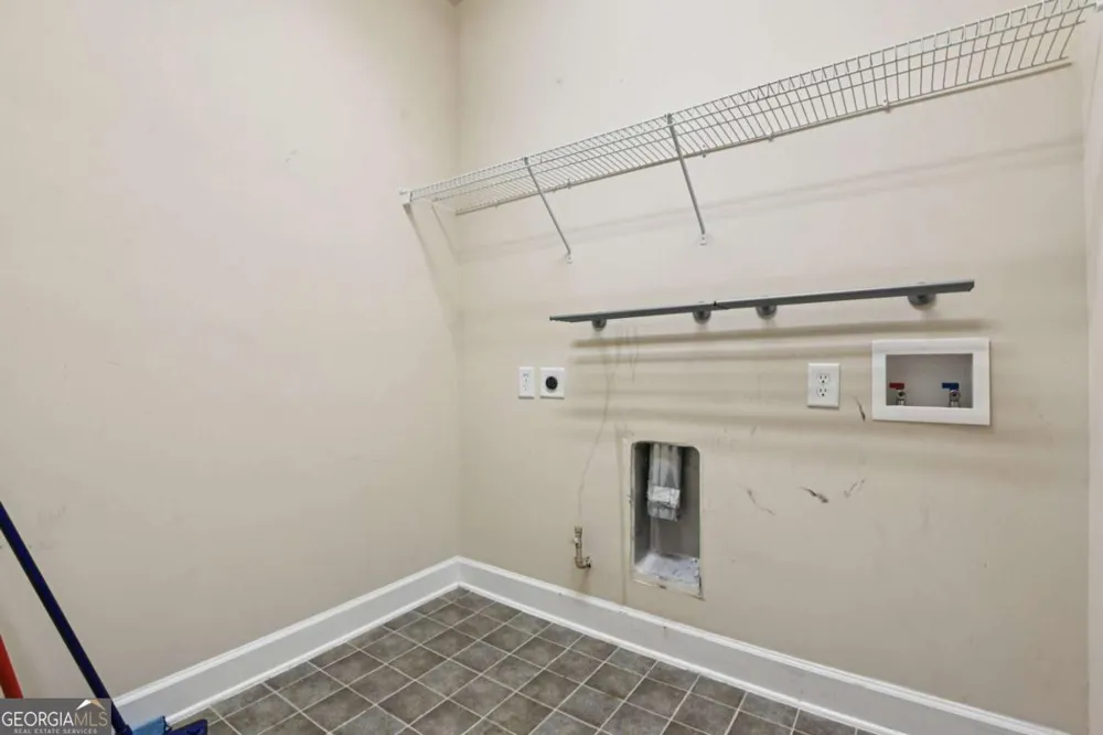 3180 The Commons DR Cumming, GA 30041