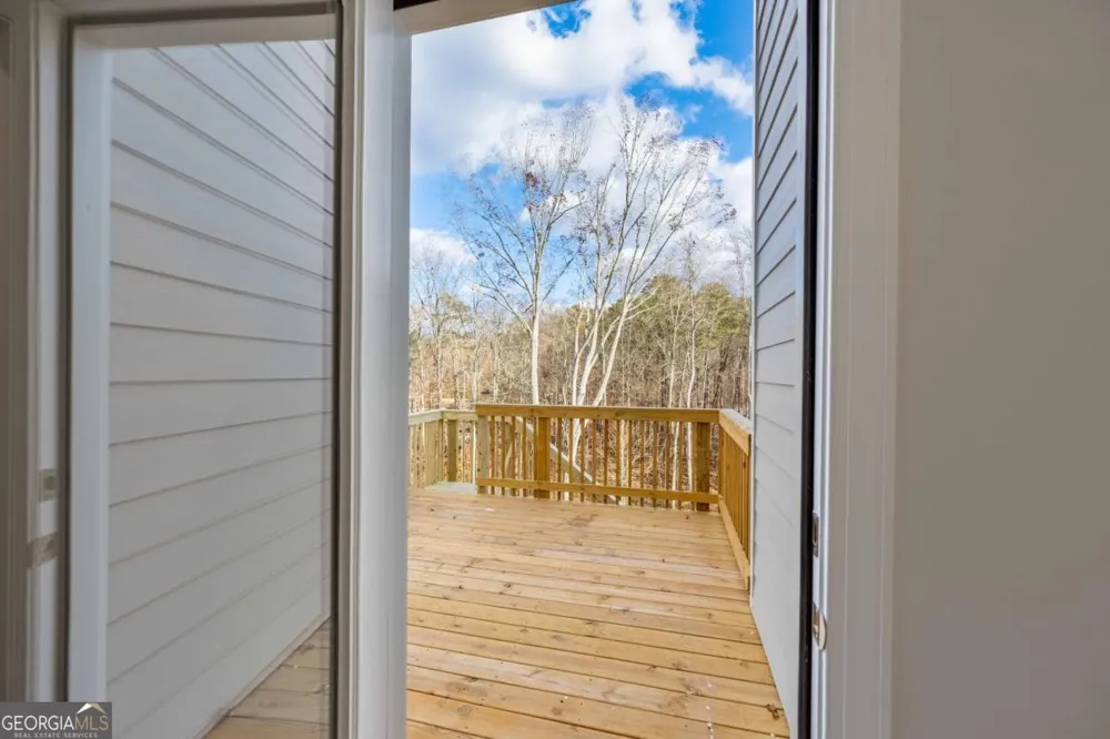 126 Spaulding LN Woodstock, GA 30188