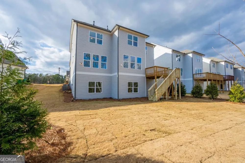 126 Spaulding LN Woodstock, GA 30188