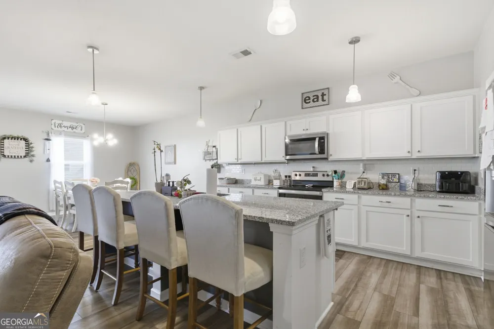 161 Verona DR NW Cartersville, GA 30120