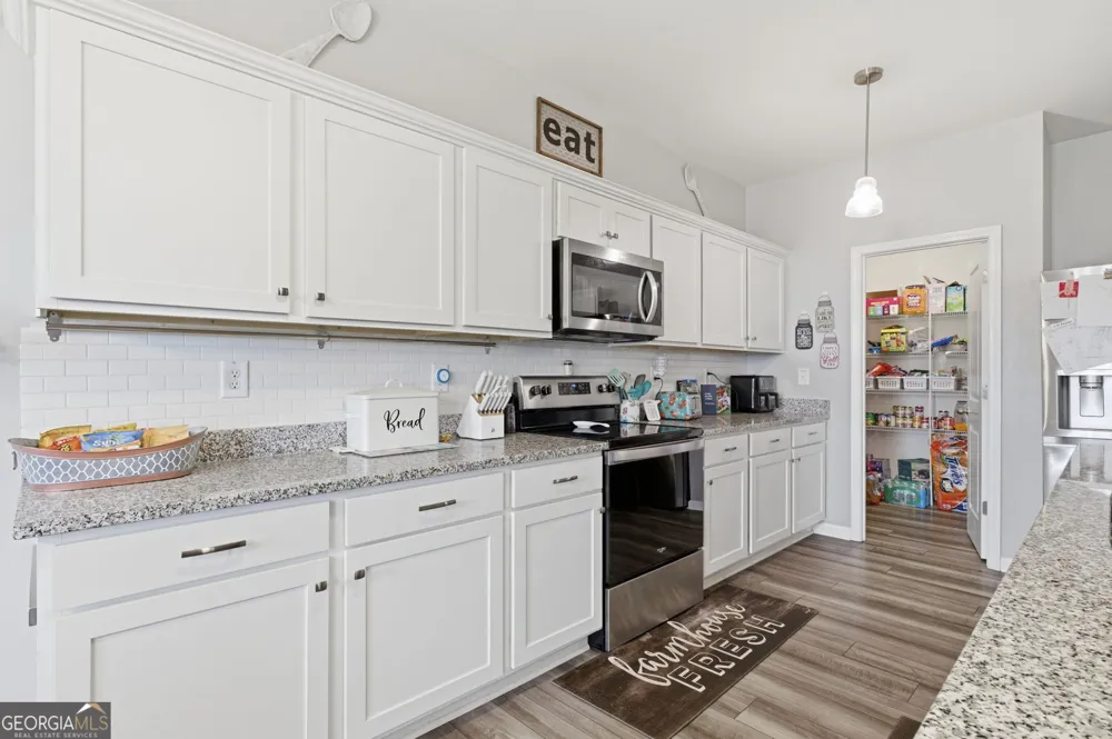 161 Verona DR NW Cartersville, GA 30120