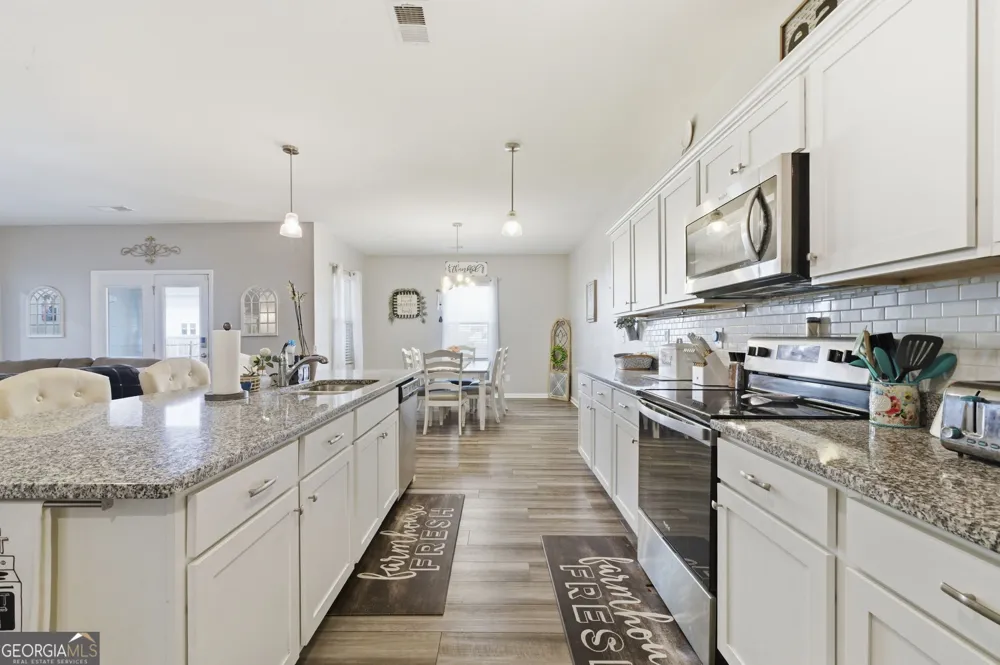 161 Verona DR NW Cartersville, GA 30120