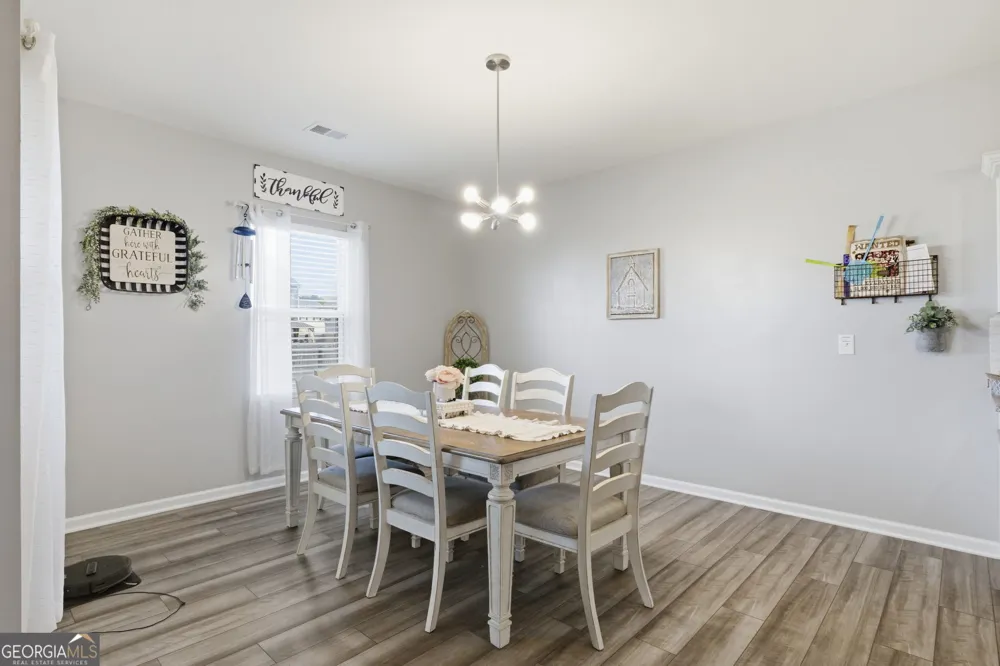 161 Verona DR NW Cartersville, GA 30120