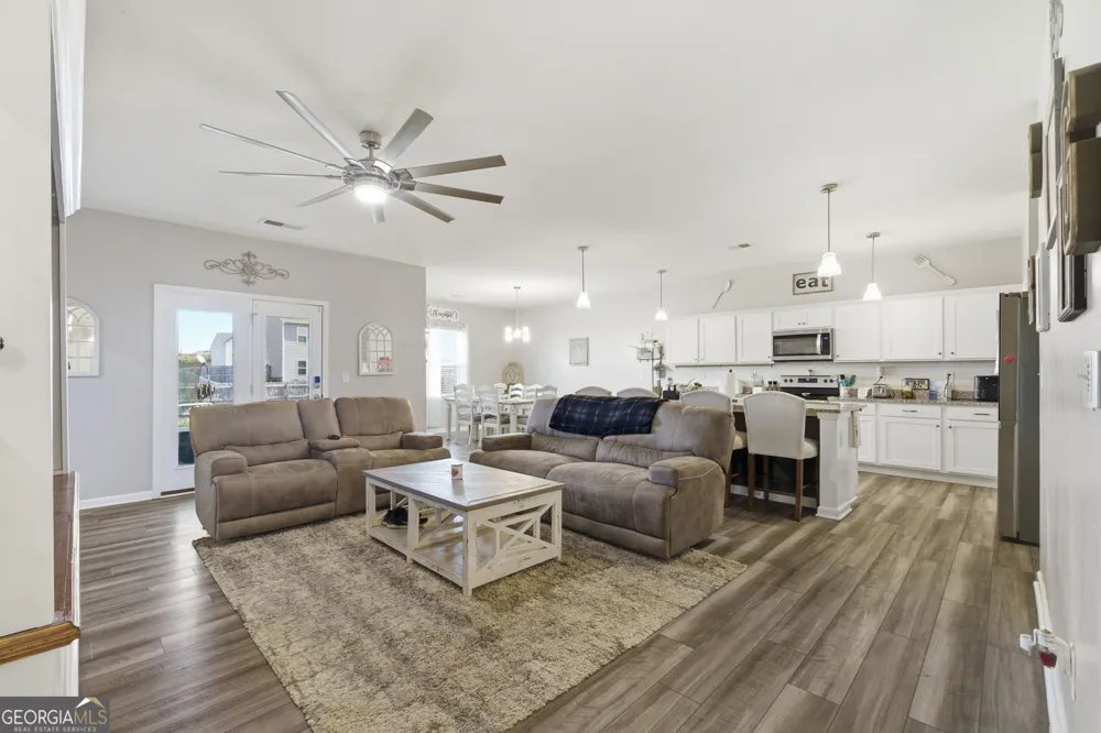 161 Verona DR NW Cartersville, GA 30120