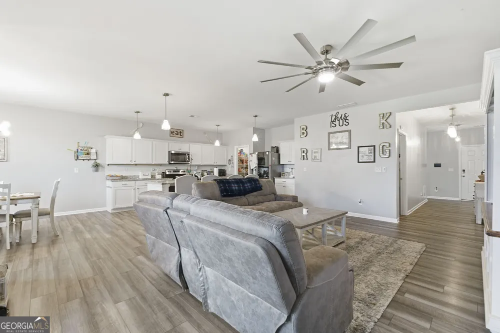 161 Verona DR NW Cartersville, GA 30120