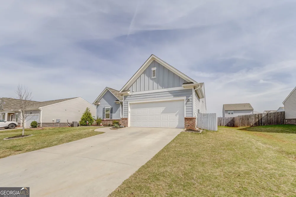 161 Verona DR NW Cartersville, GA 30120