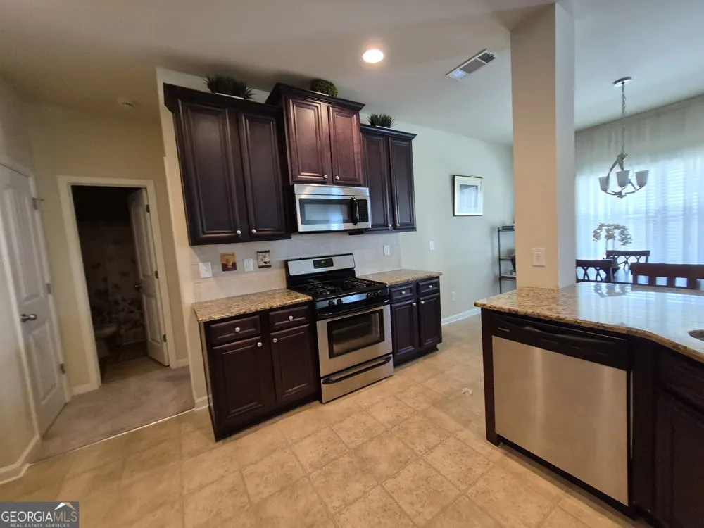 2269 Reddy Farm LN Grayson, GA 30017