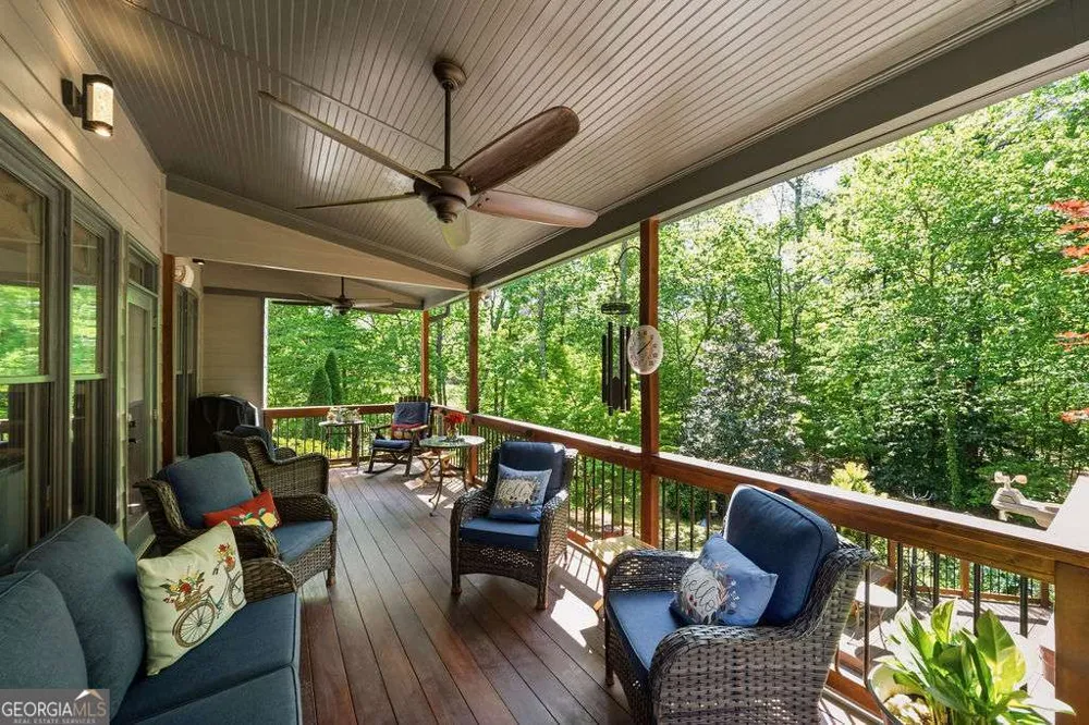 151 Misty View LN Acworth, GA 30101