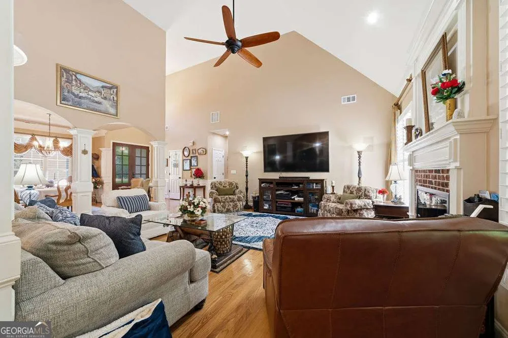 151 Misty View LN Acworth, GA 30101