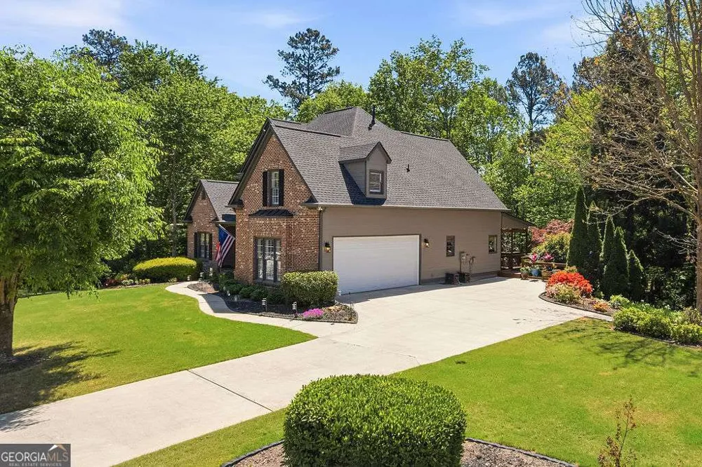151 Misty View LN Acworth, GA 30101