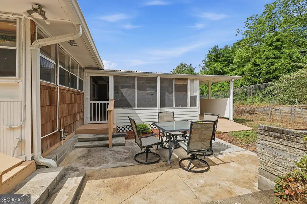 3201 HWY 17 ALT Toccoa, GA 30577