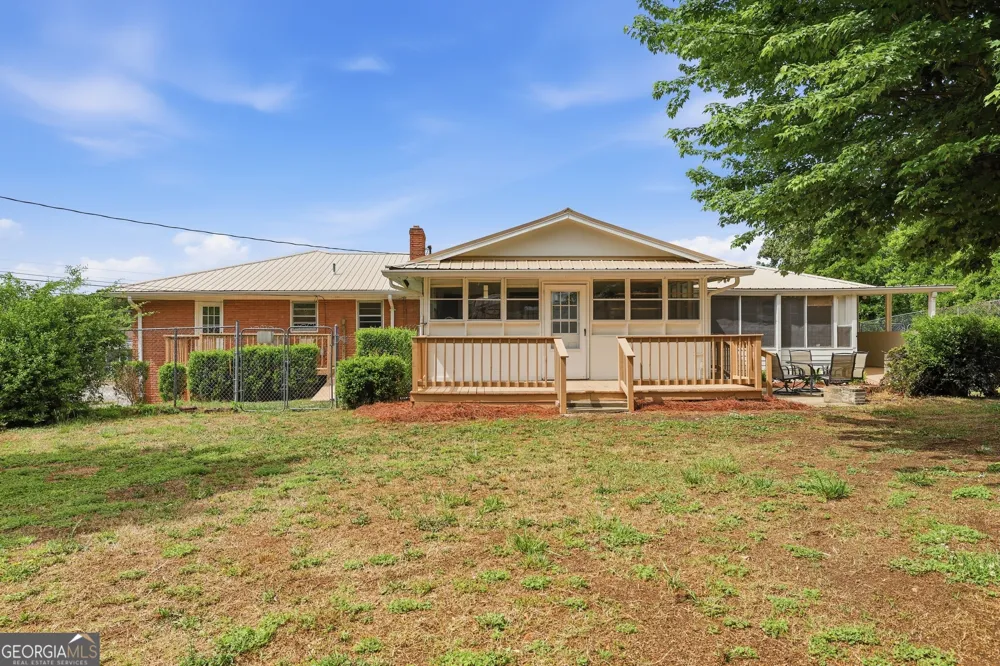 3201 HWY 17 ALT Toccoa, GA 30577