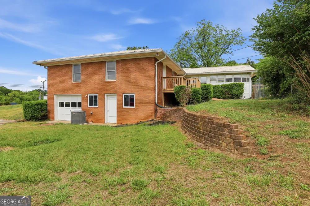 3201 HWY 17 ALT Toccoa, GA 30577
