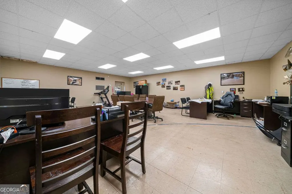 3366 Pine Log RD Rydal, GA 30171