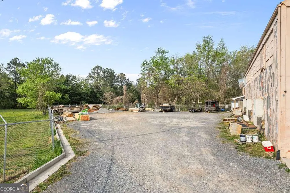 3366 Pine Log RD Rydal, GA 30171