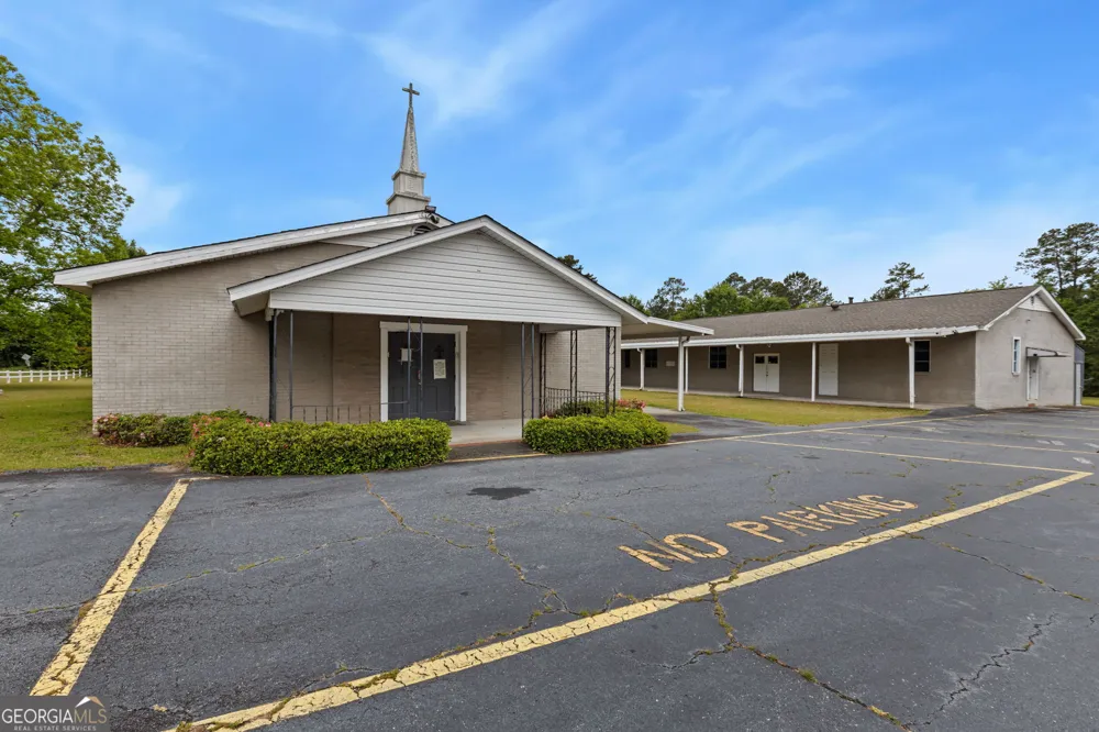 5221 Nisbet DR Macon, GA 31206