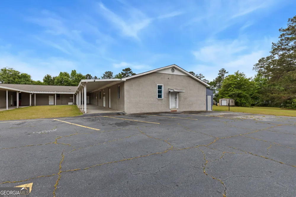 5221 Nisbet DR Macon, GA 31206