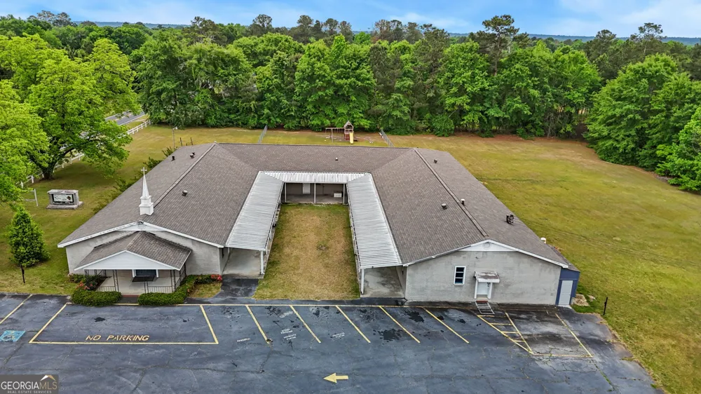 5221 Nisbet DR Macon, GA 31206
